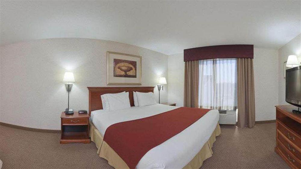 Seasons Inn & Suites Highland Exterior foto