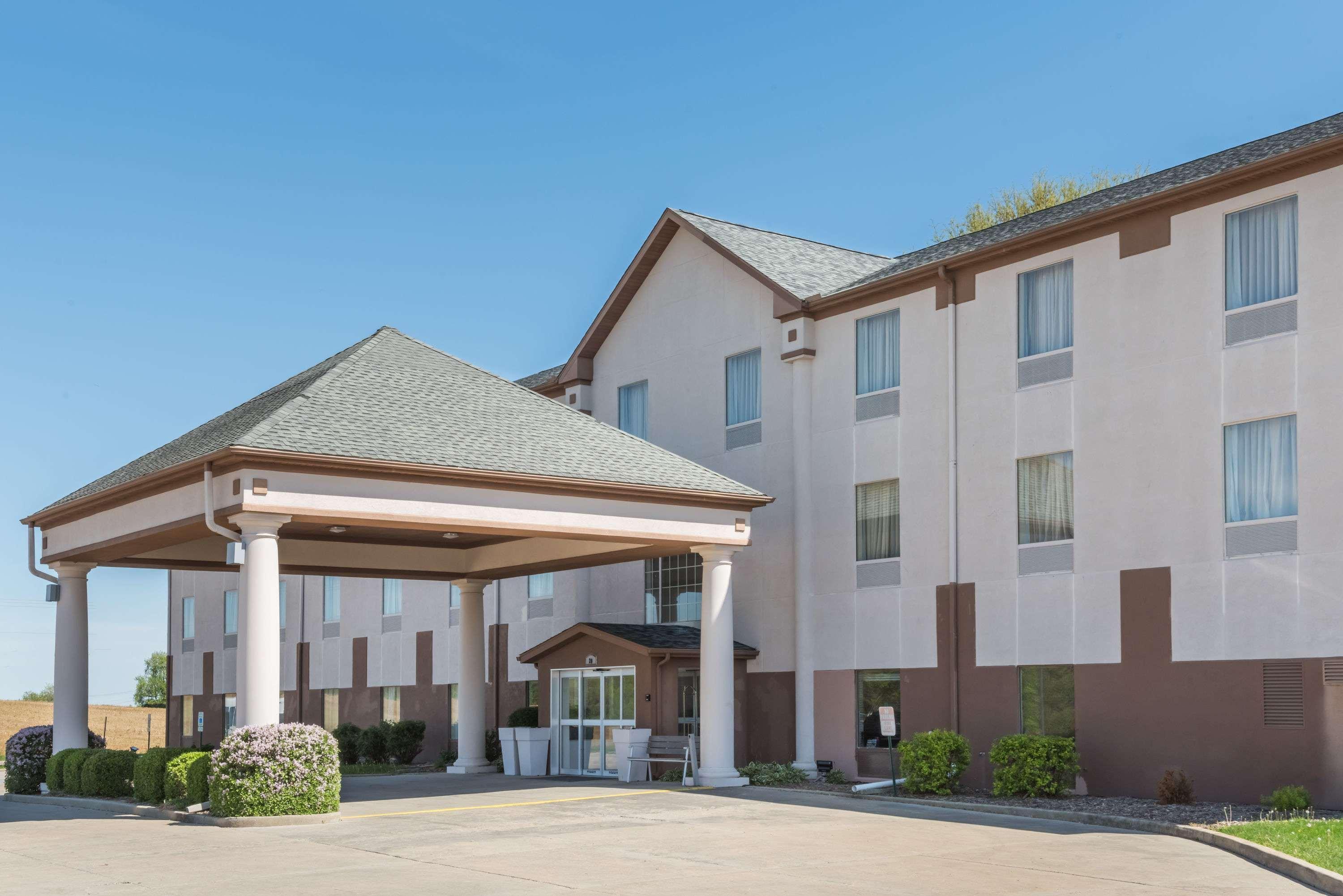 Seasons Inn & Suites Highland Exterior foto