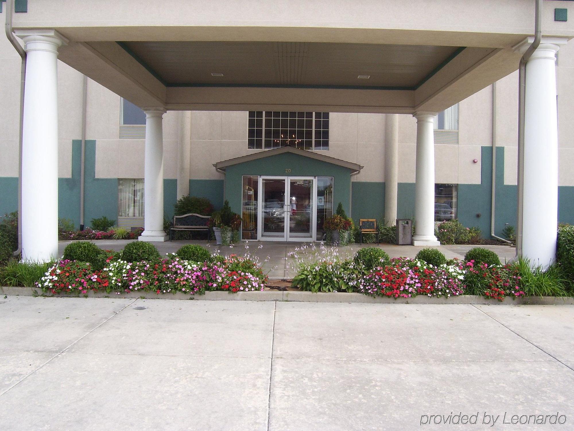 Seasons Inn & Suites Highland Exterior foto