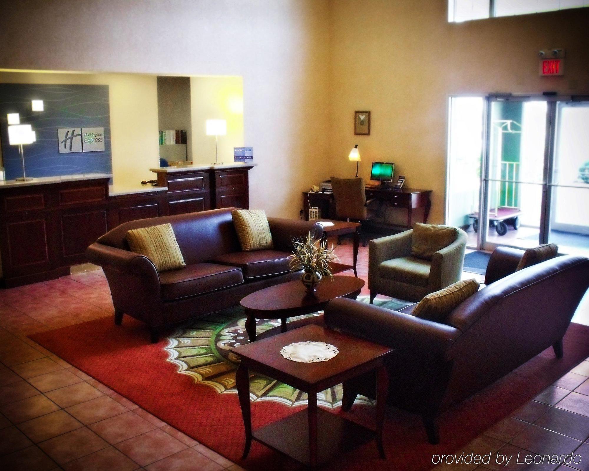 Seasons Inn & Suites Highland Interior foto