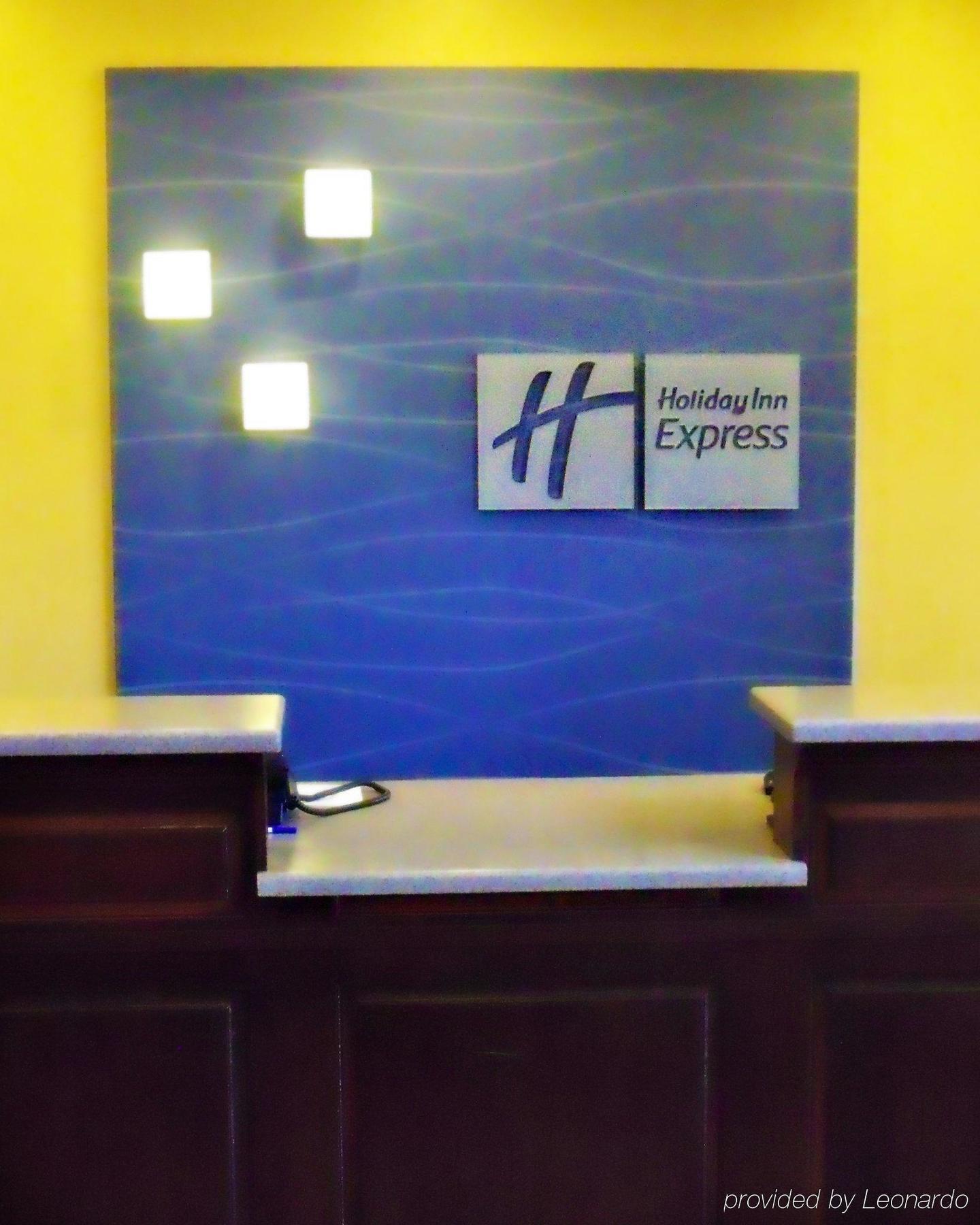 Seasons Inn & Suites Highland Interior foto